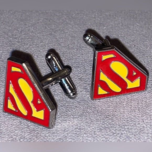SUPERMAN CUFF LINKS - Picture 2 of 4